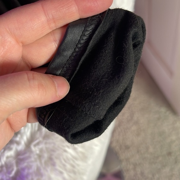 No name brand faux leather top with fuzzy winter lining on the inside black NWOT - Picture 9 of 9